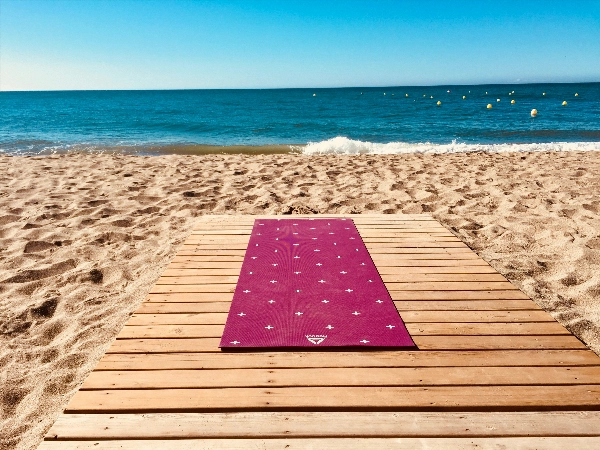 Beach mat